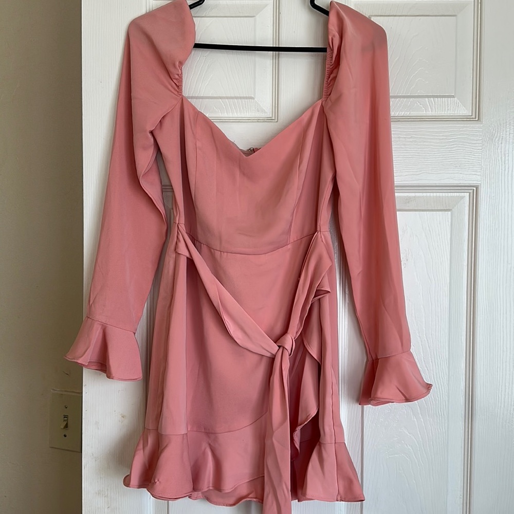 Gorgeous peach REVOLVE (Superdown) dress size S.